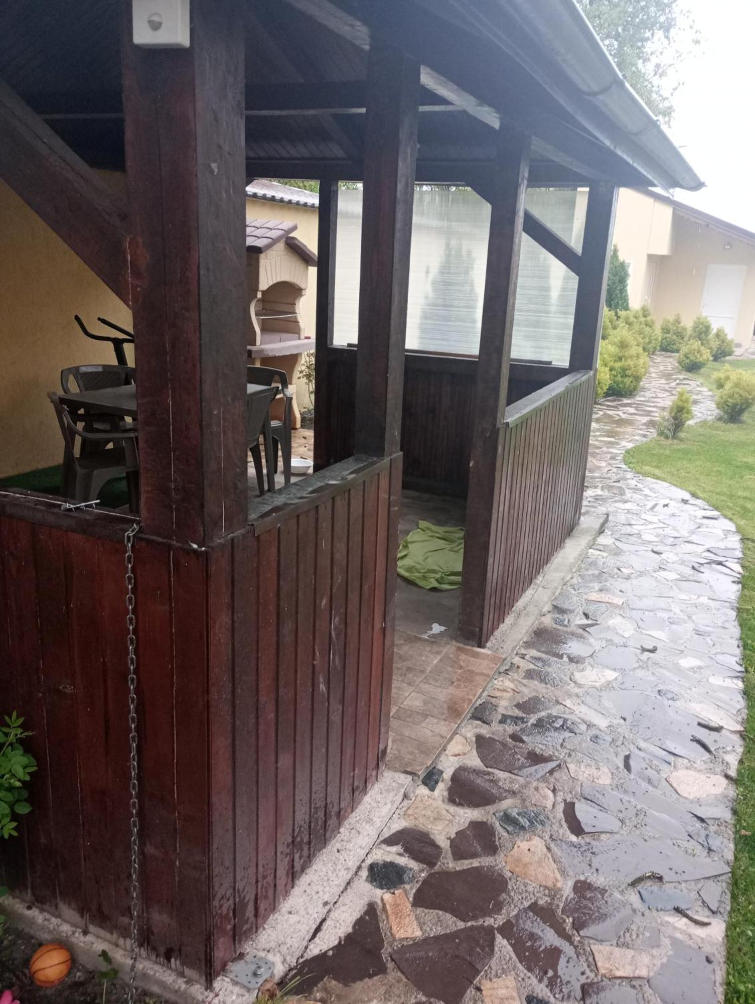 Izabella Guest House Săcele Eksteriør bilde