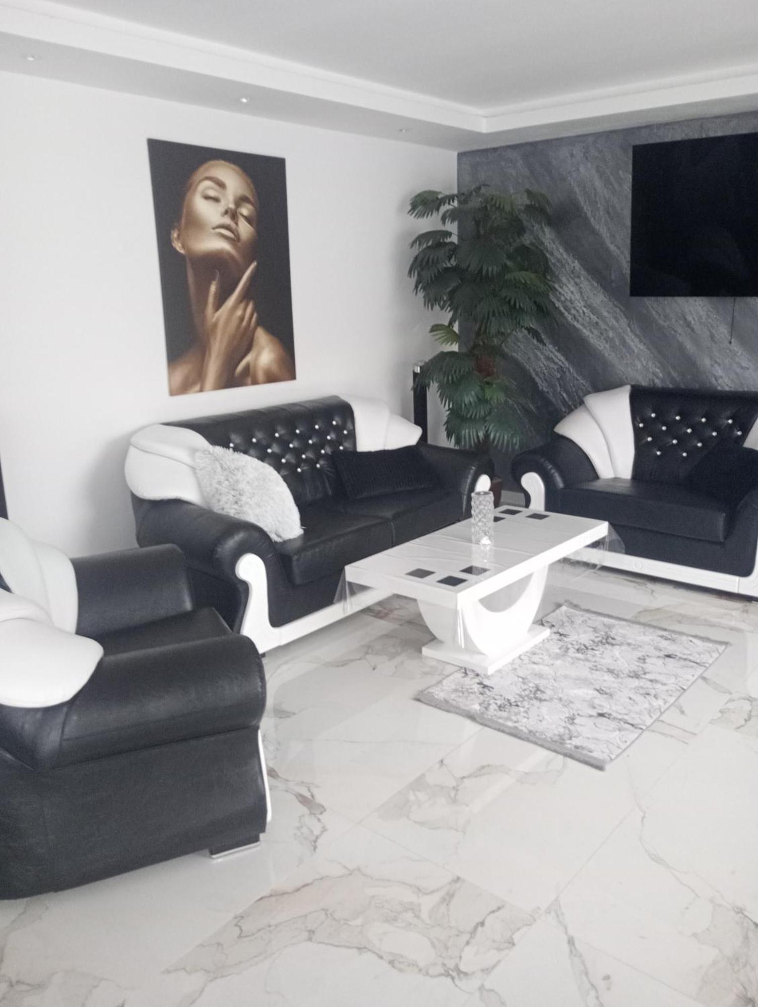 Izabella Guest House Săcele Eksteriør bilde