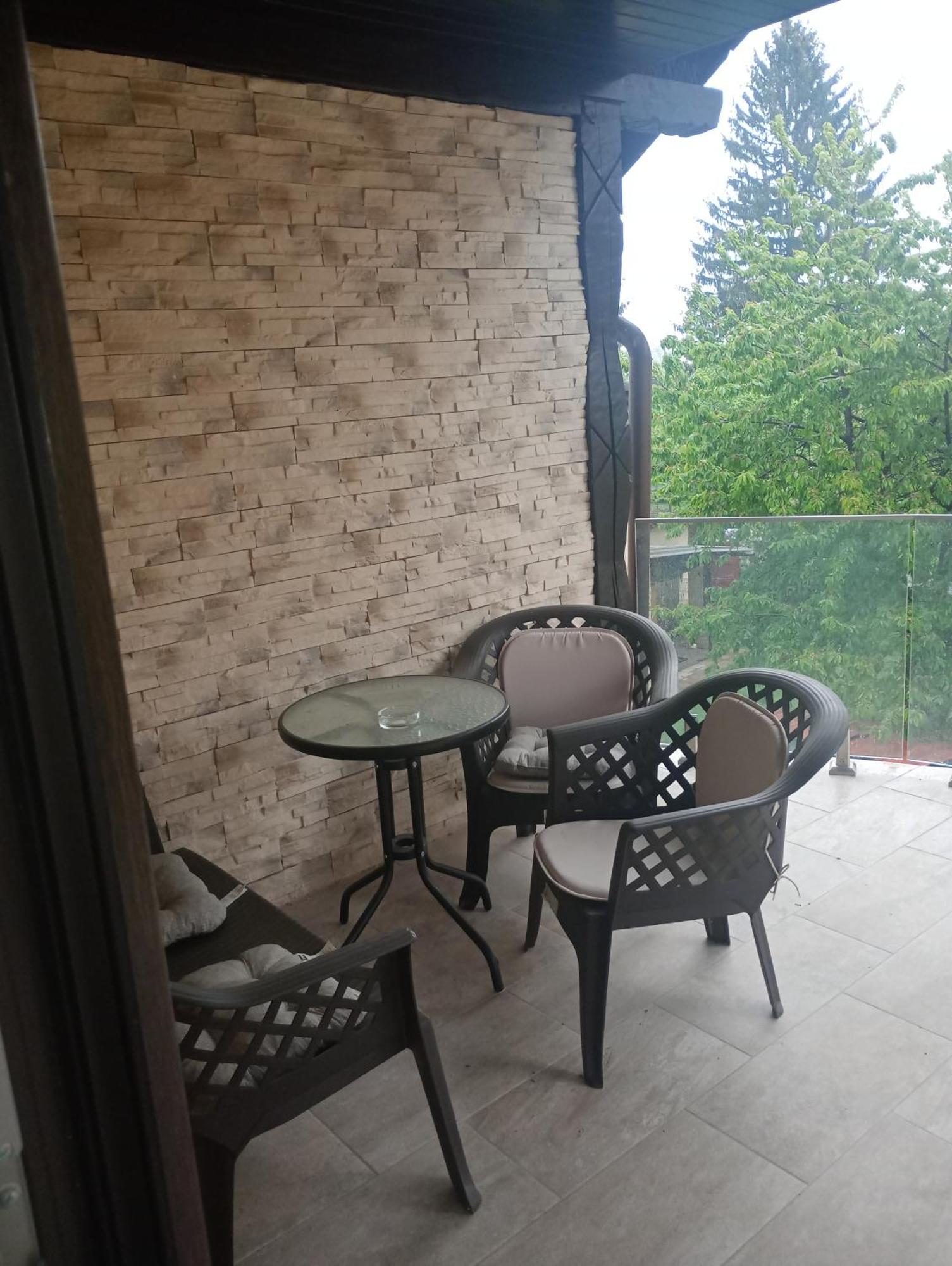 Izabella Guest House Săcele Eksteriør bilde